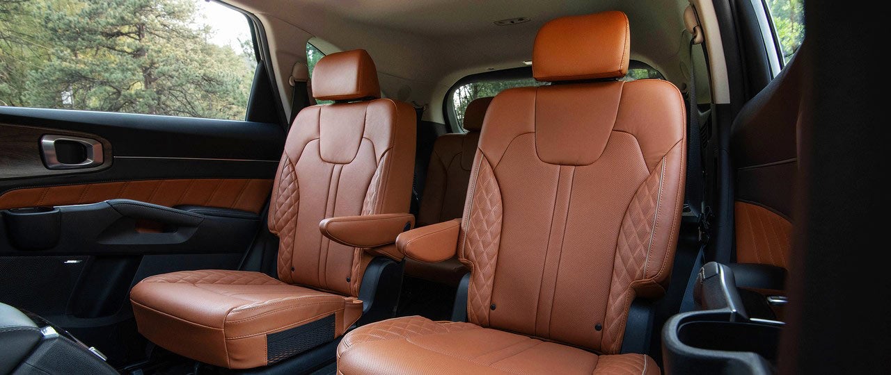 Available Captain's Chairs | Parkway Family Kia in Kingwood TX