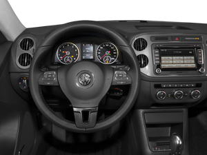 2015 Volkswagen Tiguan SE